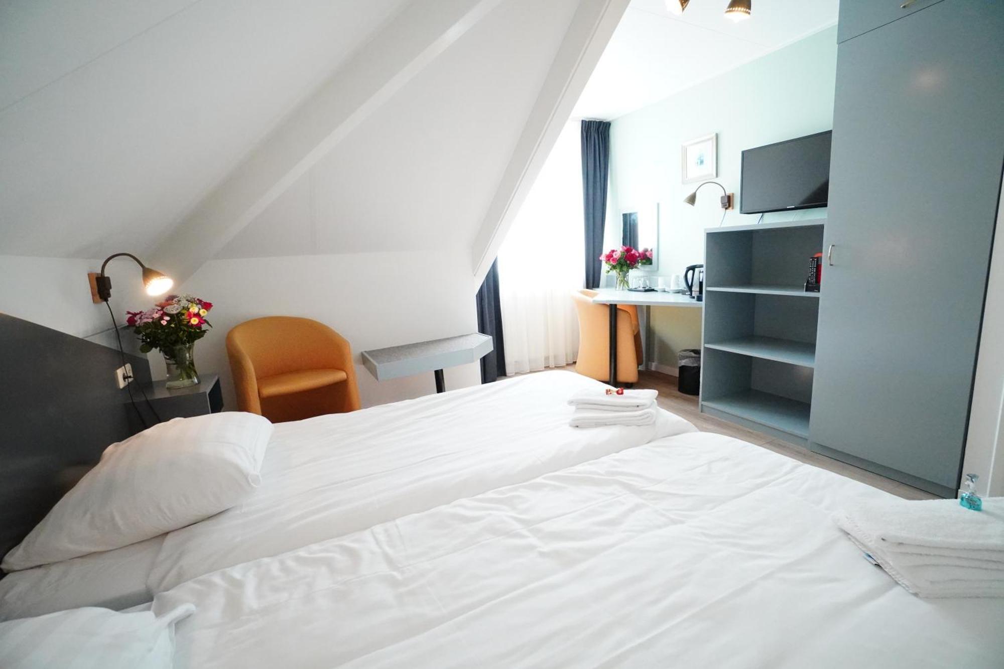 Hotel Den Burg - Digital Access Habitación foto